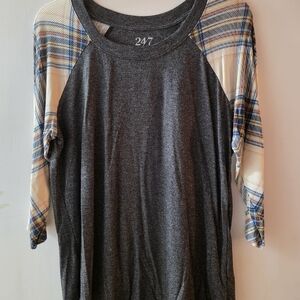 Maurices 24/7 Women's Charcoal and Plaid Raglan Tee